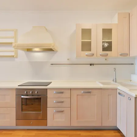 Velebis Superior - Luxurious One-room With Jacuzzi - Prestigious Location By The Sea In The New Center Of Znjan - Panoramic View Of The Sea And Islands - Free Garage Parking * Спліт