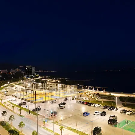 Velebis Superior - Luxurious One-room With Jacuzzi - Prestigious Location By The Sea In The New Center Of Znjan - Panoramic View Of The Sea And Islands - Free Garage Parking Спліт