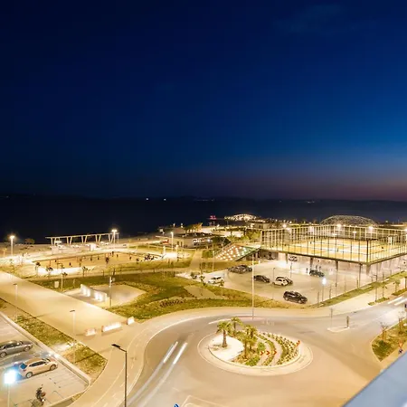 شقة Velebis Superior - Luxurious One-room With Jacuzzi - Prestigious Location By The Sea In The New Center Of Znjan - Panoramic View Of The Sea And Islands - Free Garage Parking *